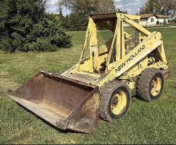 Main image New Holland L35